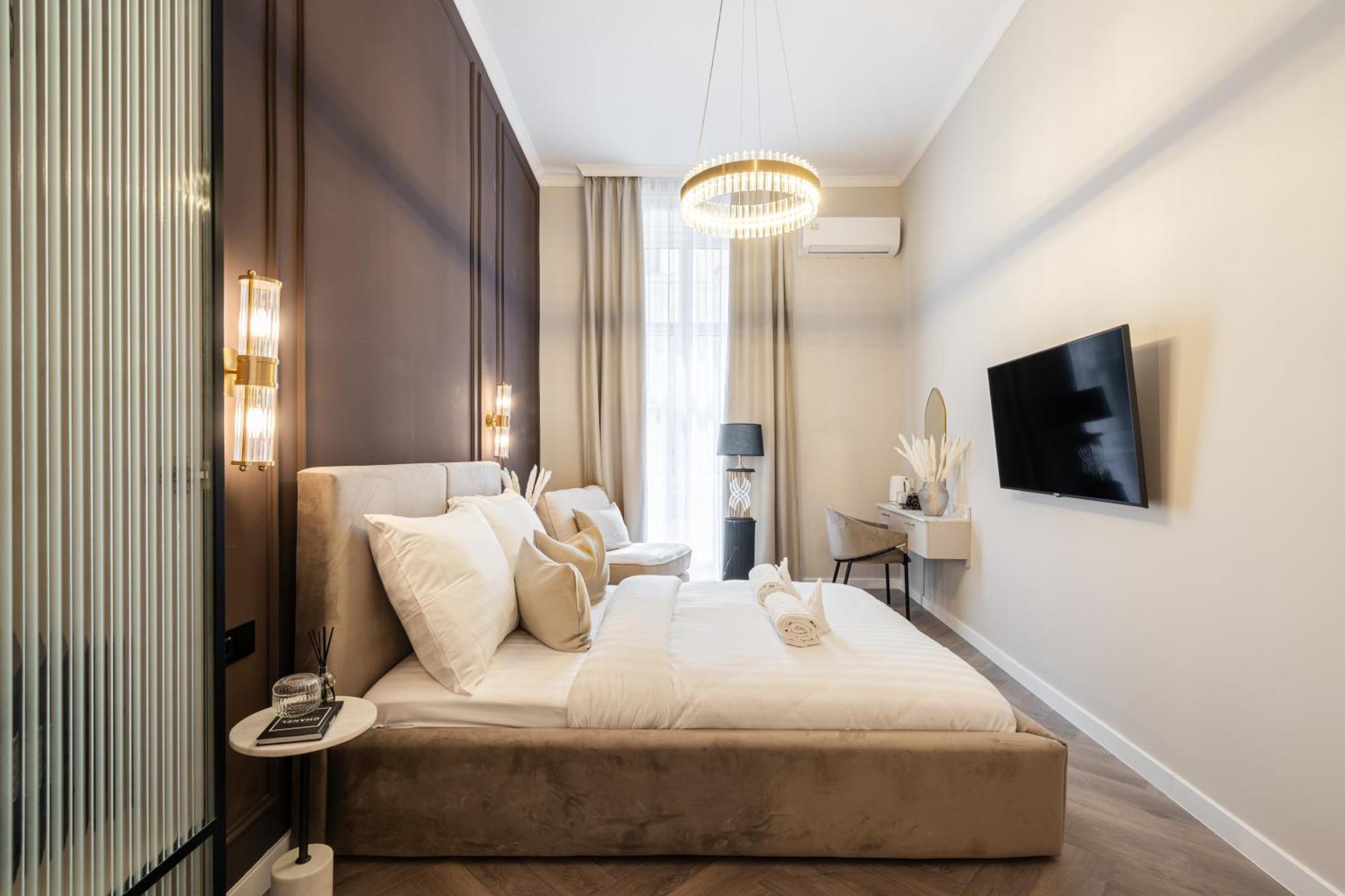 Timeless Boutique Suites By Bqa Budapest Exterior photo
