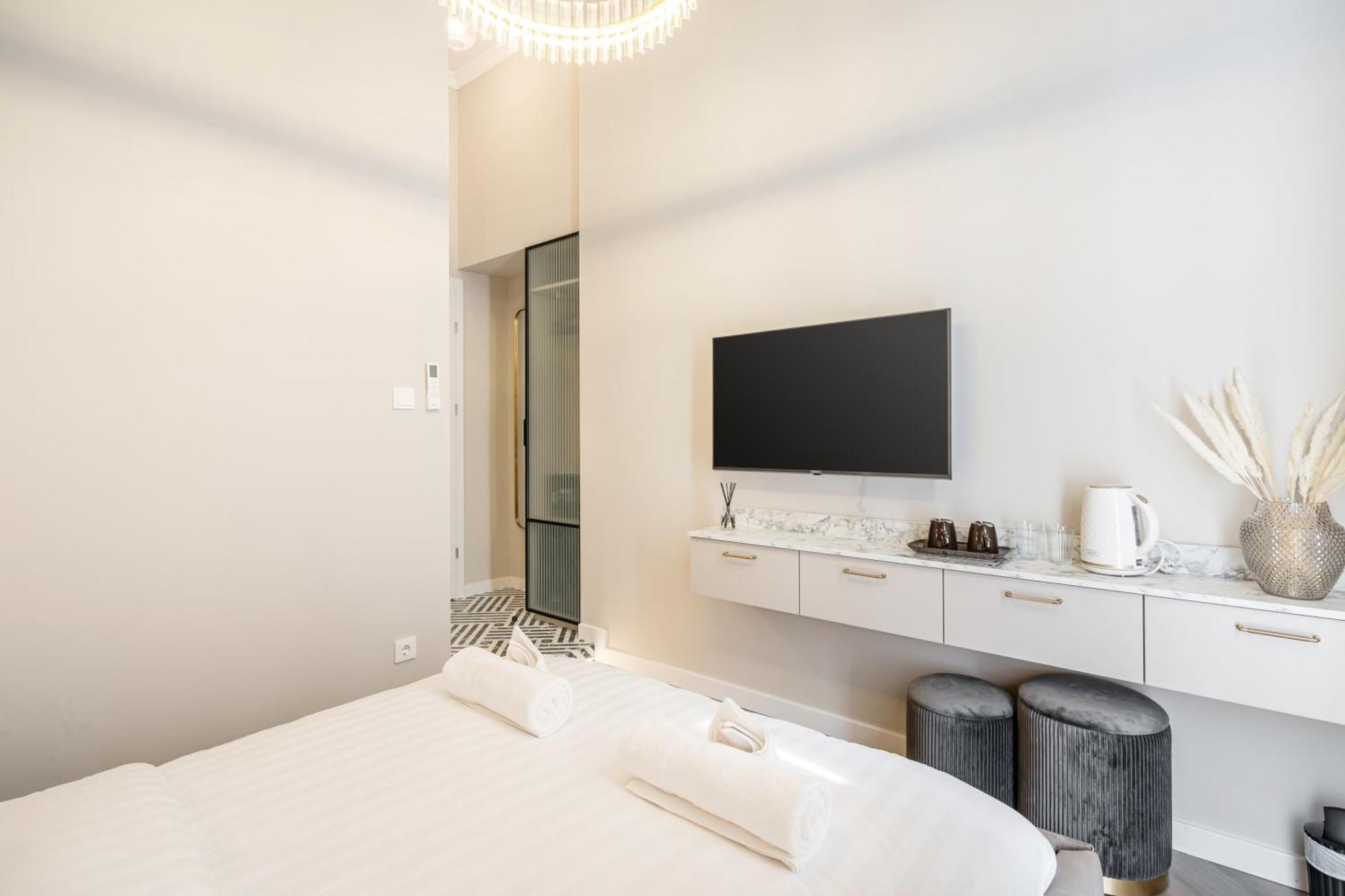 Timeless Boutique Suites By Bqa Budapest Room photo